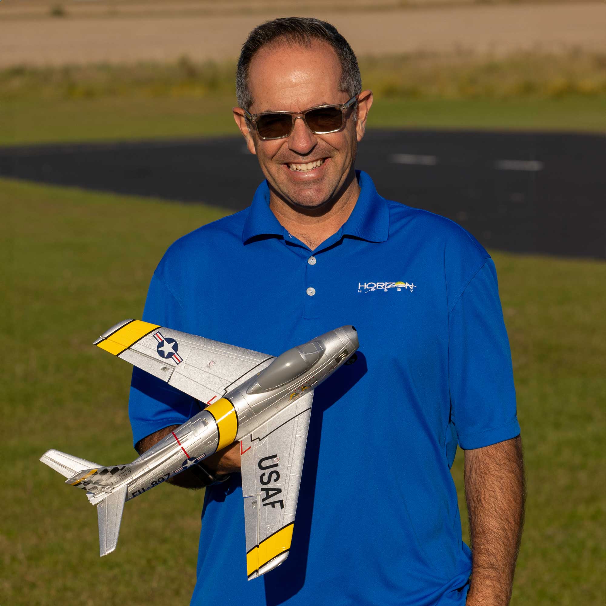 طائرة هورايزون هوبى يو إم إكس  - مراجعة Rc Jet Horizon Hobby وسعره